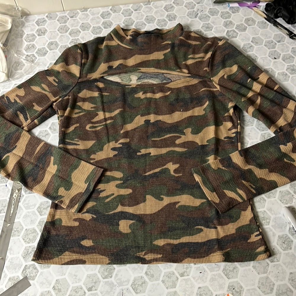 Urban Episode Small Camo Long Sleeve Cut Out Blouse